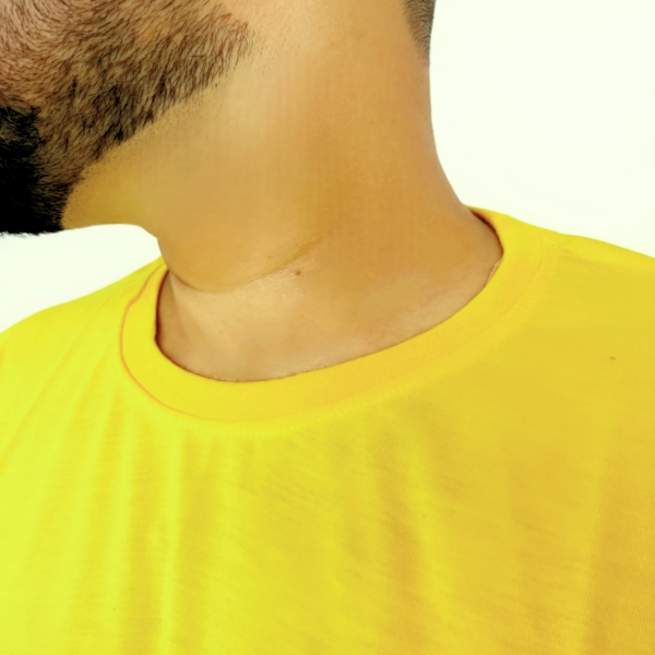 (Sample) Men Solid Round Neck Yellow T-Shirt - Image 3